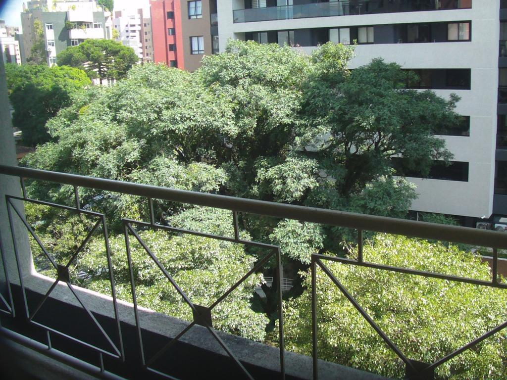 Hotel Ampiezza Curitiba Exterior photo